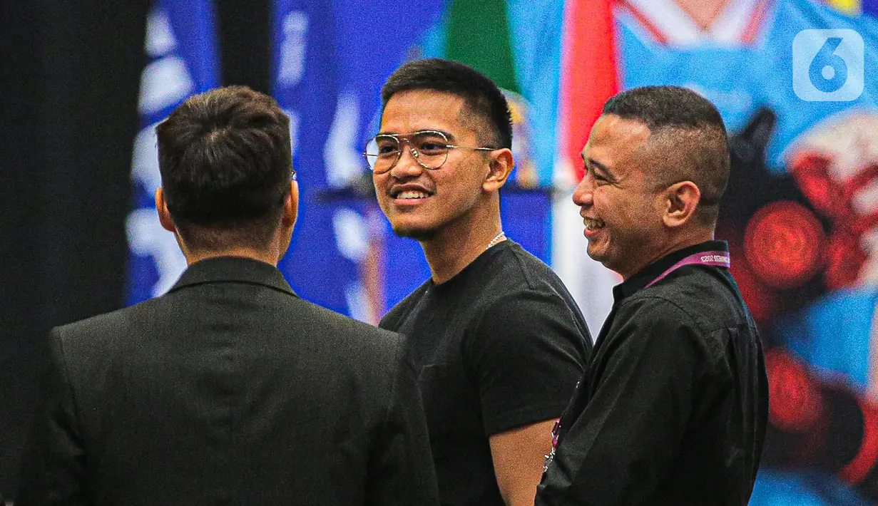 <p>Direktur Utama Persis Solo Kaesang Pangarep (tengah) saat pembukaan Kongres Biasa PSSI 2023 di Jakarta, Minggu (15/1/2023). Kongres Biasa PSSI 2023 membahas beberapa agenda di antaranya Komite Pemilihan (KP) dan Komite Banding Pemilihan (KBP). (Liputan6.com/Faizal Fanani)</p>