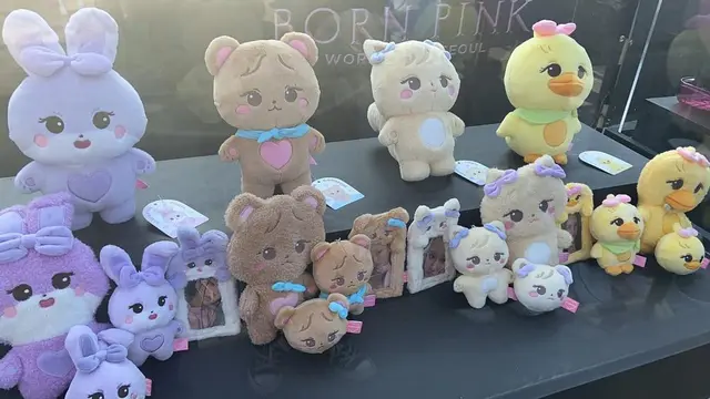 Merchandise di Blackpink World Tour BORN PINK in Seoul 2022 yang Terjual Habis