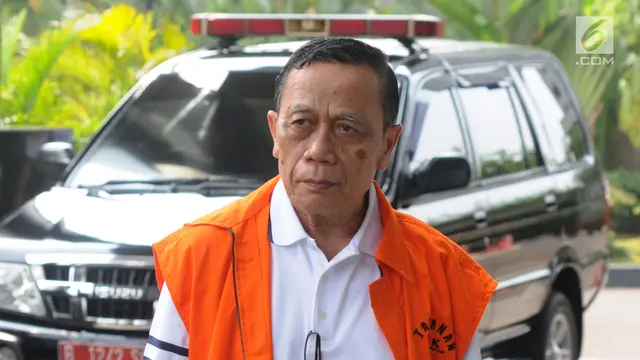 Ekspresi Anggota DPR Amin Santono Sebelum Diperiksa KPK