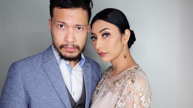 [Bintang] Tyas Mirasih dan Suami