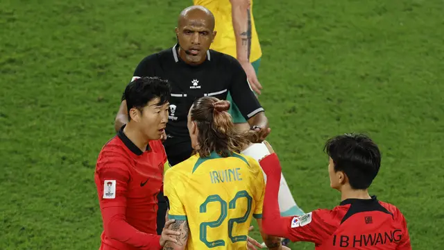 Foto: Kontroversi Wasit Ahmed Al Kaf Gagalkan Kemenangan Perdana Timnas Indonesia di Kualifikasi Piala Dunia 2026