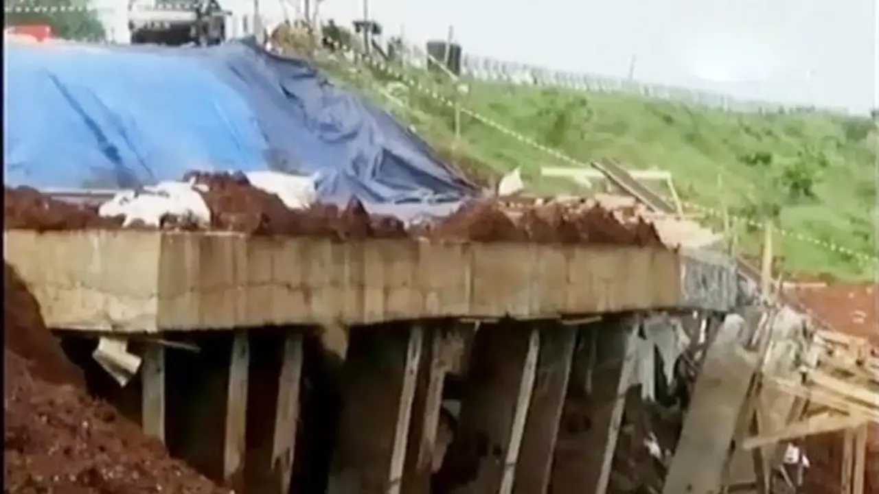 Segmen 2: Bahu Jalan Tol Cipali Amblas hingga Banjir Lahar Semeru