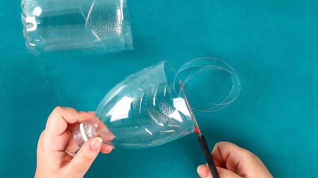 Cara Membuat Kerajinan dari Botol Bekas