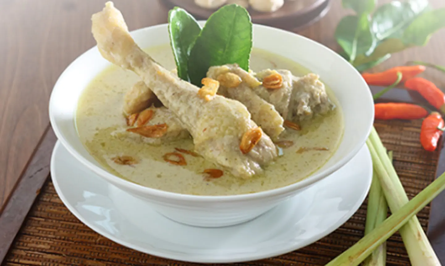 Opor Ayam. (Foto: resepayambebek.blogspot.co.id)