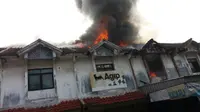 Kebakaran Melanda Pasar Baru Bekasi