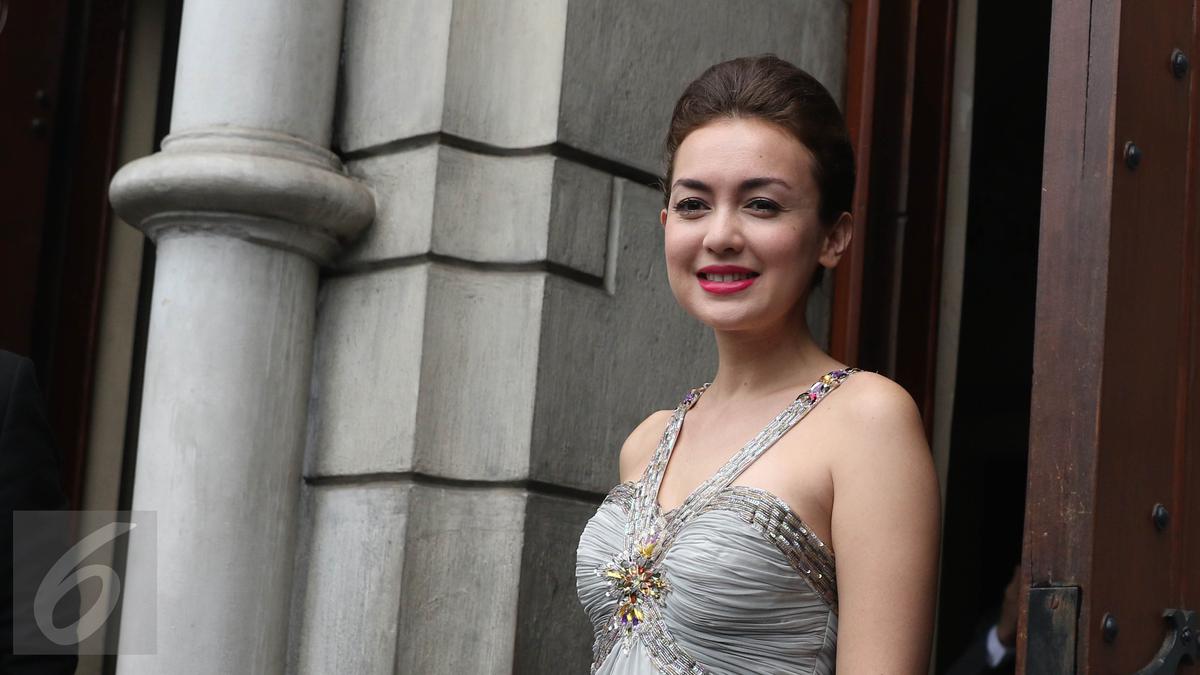Rianti Cartwright Beberkan Masalah Rumah Tangganya