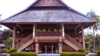 Rumah Adat Walewangko (Pariwisata Indonesia)
