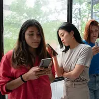 Intip cara terbaik untuk menjaga keamanan dan privasi di media sosial, agar kamu terhindar dari pencurian data  pribadi. (Sumber: Freepik).