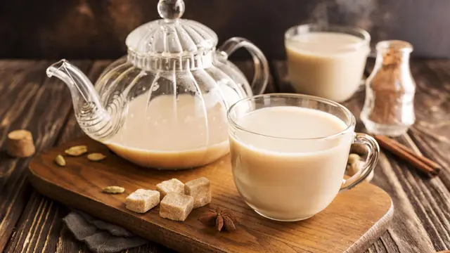 Ilustrasi teh susu jahe merah