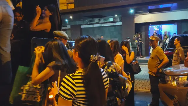 41 Wanita Penghibur Diangkut dari Tempat Karaoke Tangsel41 Wanita Penghibur Diangkut dari Tempat Karaoke Tangsel