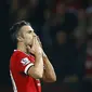 Robin van Persie luapkan kegembiraan usai cetak gol lawan Hull City (REUTERS/Darren Staples)