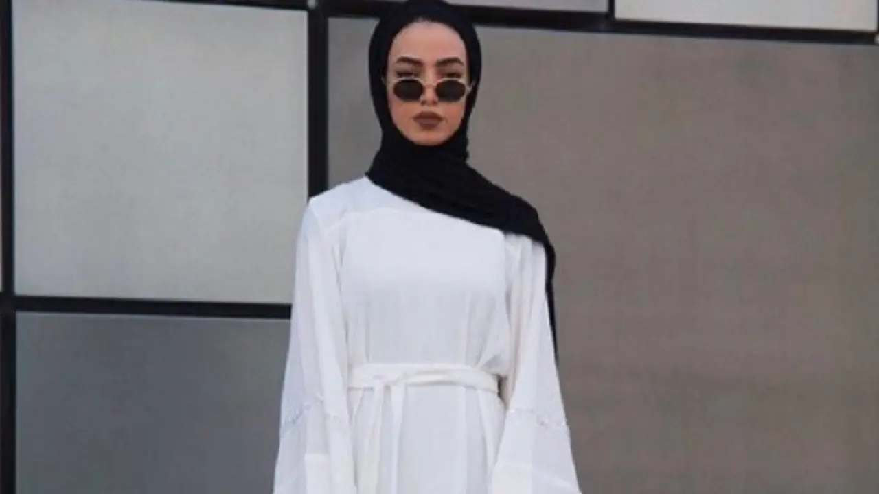 Inspirasi Padu Padan Busana Tunik Trendi untuk Lebaran