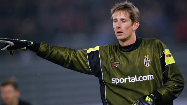 Foto: 5 Pesepak Bola Belanda yang Pernah Berseragam Juventus, termasuk Eks Kiper MU Edwin van der Sar