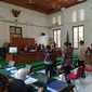 JPU KPK hadirkan dua mantan ajudan Nurdin Abdullah dalam sidang dugaan suap yang jerat Agung Sucipto (Liputan6.com/ Eka Hakim)