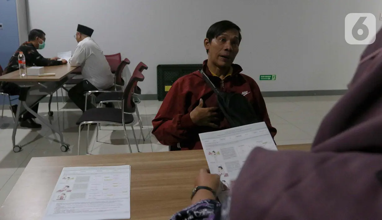 Pasien dengan keluhan ringan akan mendapat perawatan selama tiga hingga lima hari atau sampai dinyatakan sembuh. (Liputan6.com/Herman Zakharia)