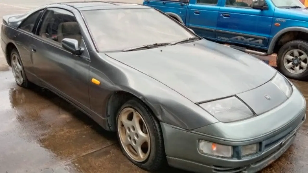 Nissan Fairlady 300 ZX.