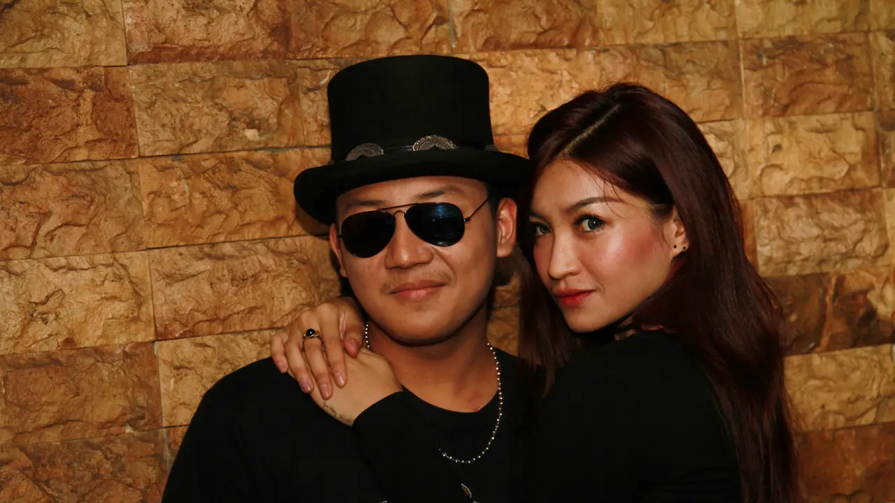 Duo Jingga