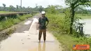 Citizen6, Sumedang: Masyarakat kedua desa telah beberapa kali melakukan demo kepada Pemerintah daerah, hingga saat ini tidak ada respon yang positif. (Pengirim: Alfa Heryana)


