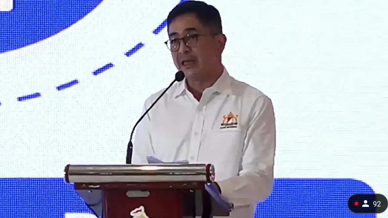 Ketua Umum KADIN Indonesia Arsjad Rasjid dalam pembukaan Rapimnas KADIN 2022, Jumat (2/12/2022).