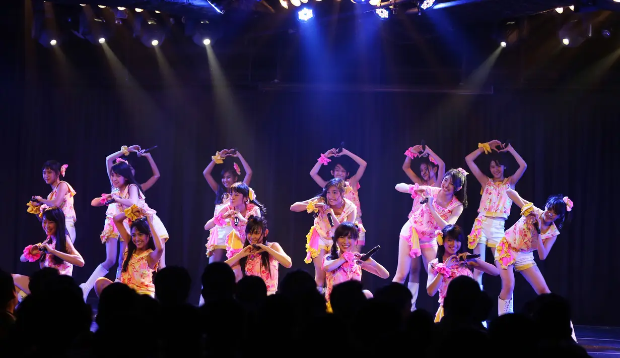 Kompak, ceria, enerjik, Team T JKT48 tampil luar biasa.