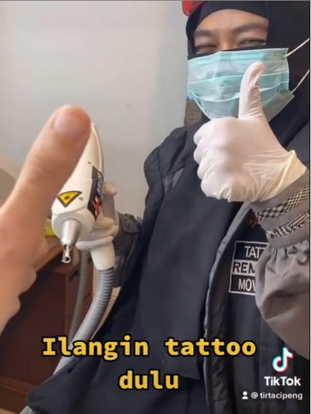 6 Momen Dokter Tirta Hapus Tato Kesayangan, Penuhi Keinginan Sang Anak