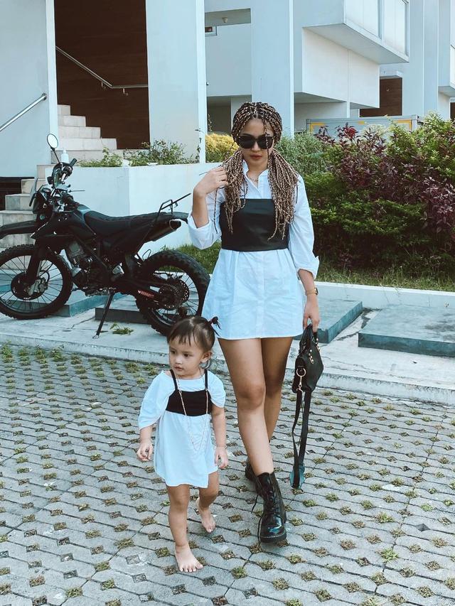 Potret Eriska Nakesya dengan Gaya Rambut Cornrow, Curi Perhatian. (Sumber: Instagram/eriskanakesya)