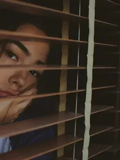 Ilustrasi sedih, kecewa, patah hati, putus cinta, terluka. (Photo by Joshua Rawson-Harris on Unsplash)