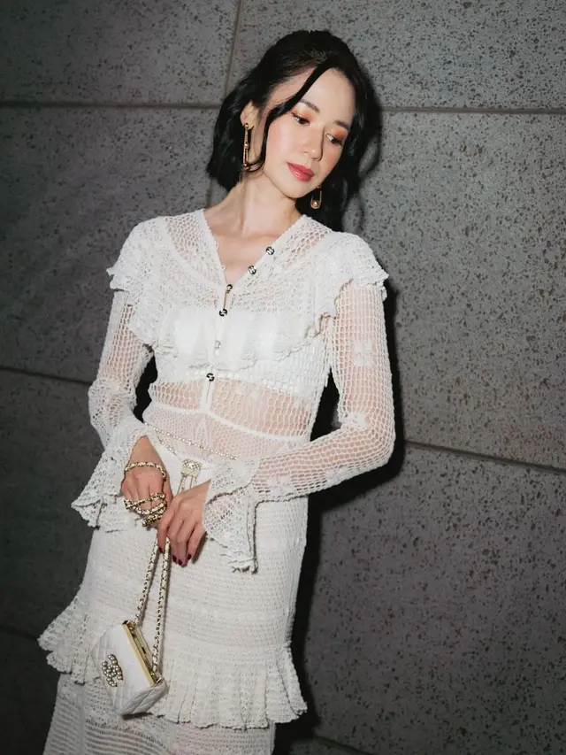 Laura Basuki (Instagram/laurabas)