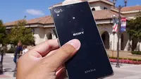[VIDEO] Diuji Jatuh, Bagaimana Nasib Xperia Z1?
