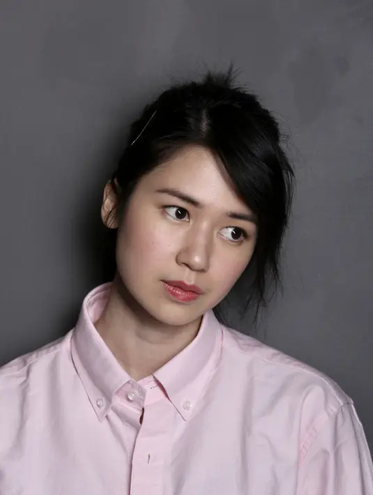 Dalam dunia akting, Laura Basuki terbilang aktris yang selektif dalam memilih peran yang akan dimainkannya. (Galih W. Satria/Bintang.com)