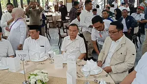 Ketua Harian DPP Partai Gerindra Sufmi Dasco memimpin rapat perdana Koalisi Indonesia Maju (KIM) Plus bersama pasangan Ridwan Kamil-Suswono di Plataran, Senayan, Jakarta. (Tim News).