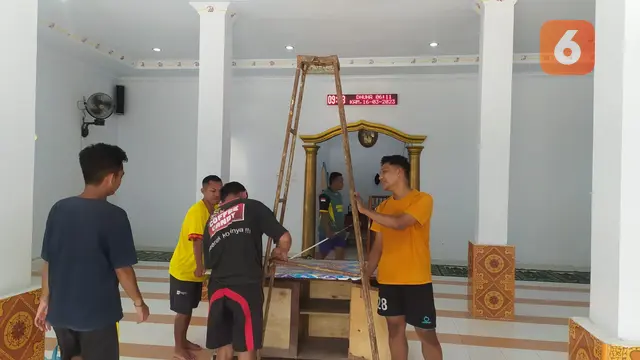 Warga Gorontalo mulai bersihkan masjid