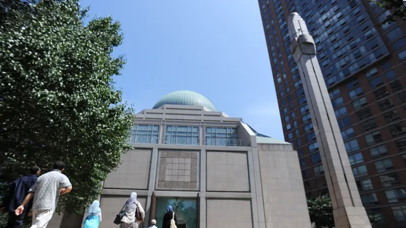 Pusat Kebudayaan Islam New York.