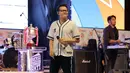 Seperti yang sudah diketahui, Armand Maulana tak lagi hanya disibukkan dengan jadwal manggung di band GIGI. (Deki Prayoga/Bintang.com)