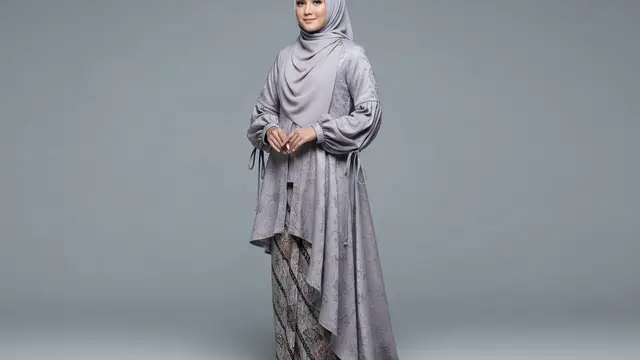 Model Gamis Brokat Klasik dengan Potongan Modern Minimalis