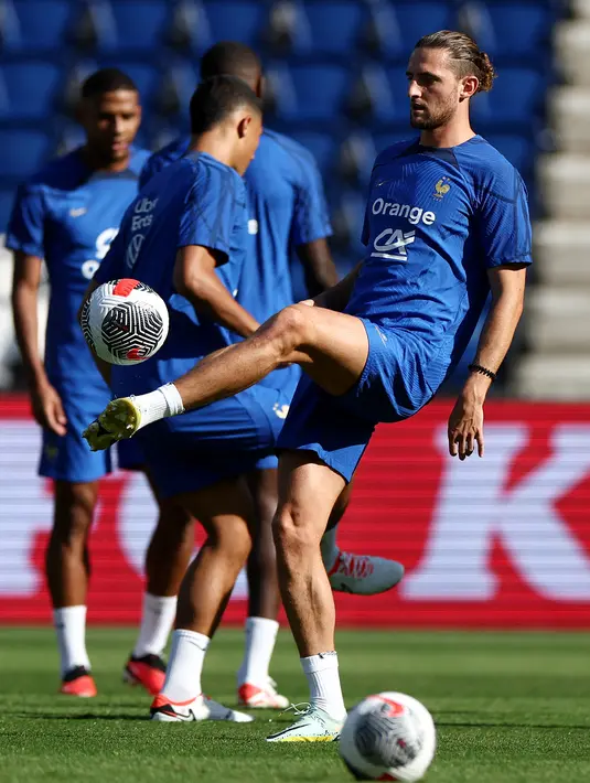 Prancis  satu dari  empat tim Eropa yang memiliki rekor 100% di kualifikasi Euro 2024. (FRANCK FIFE / AFP)