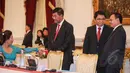 Sejumlah menteri hadir dalam pertemuan antara Presiden Jokowi dengan PM Norwegia, Erna Solberg di Istana Negara, Jakarta, Selasa (14/4/215). Kunjungan PM Norwegia Erna Solberg dalam rangka mempererat hubungan bilateral. (Liputan6.com/Faizal Fanani)