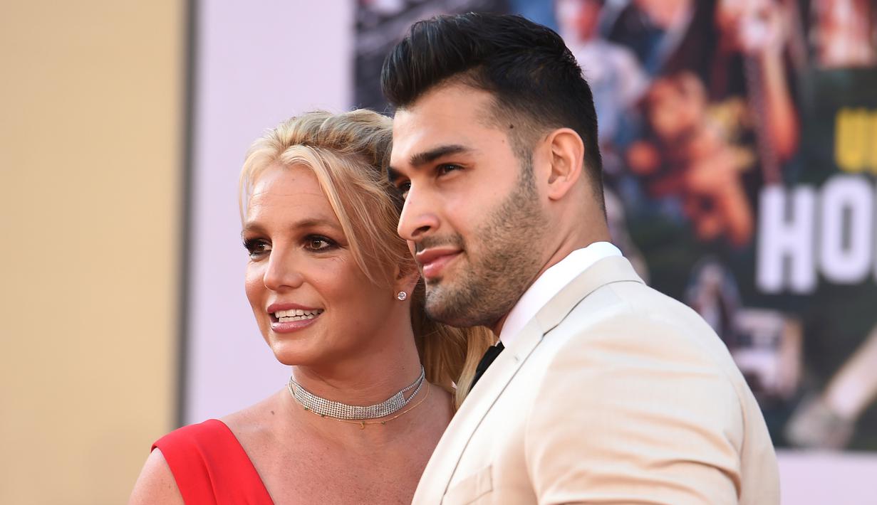 Foto Britney Spears Akhirnya Pamer Pacar Di Karpet Merah Showbiz Liputan6 Com