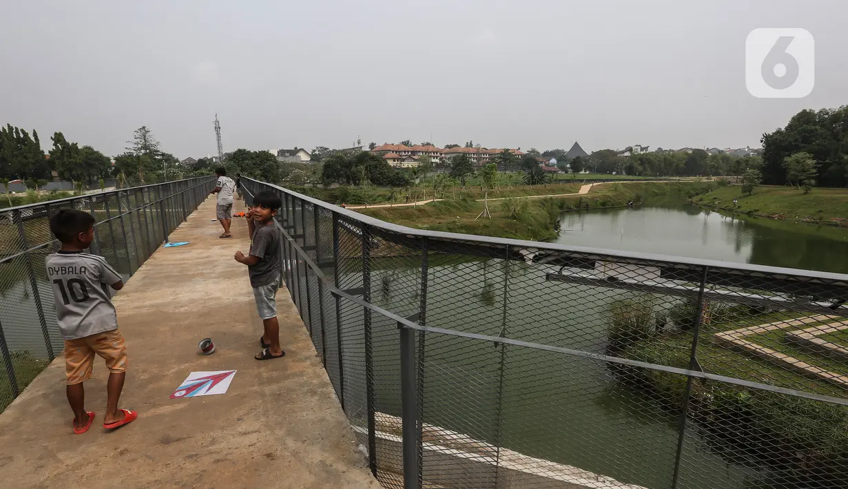 Waduk Lebak Bulus juga diharapkan mampu menampung luapan air Kali Grogol saat volume debit air meninggi akibat curah hujan tinggi. (Liputan6.com/Johan Tallo)