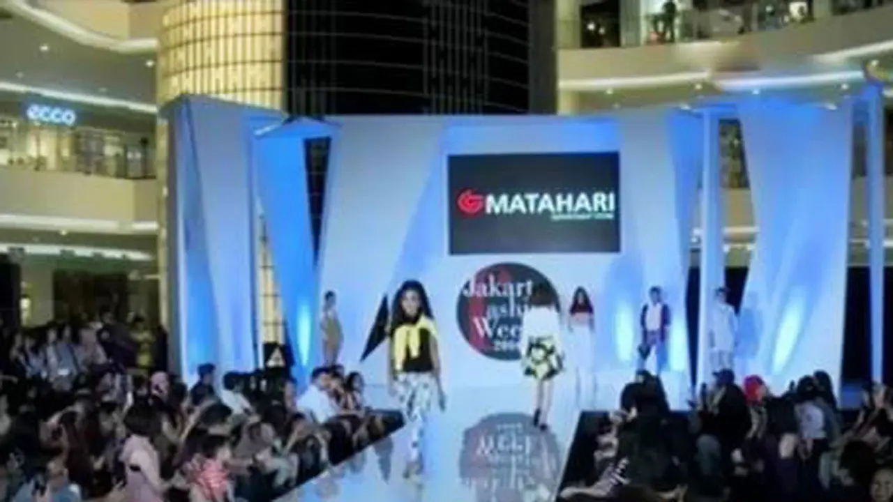 Segmen 7: Jakarta Fashion Week 2016 hingga Ritual Kebo-keboan