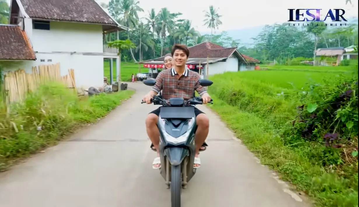 Lesti Kejora dan Rizky Billar (Youtube/Leslar Entertainment)