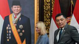 Usai upacara penyambutan, kedua Menteri Pertahanan tersebut melakukan pertemuan bilateral. (BAY ISMOYO/AFP)