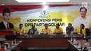 Sekjen DPP Partai Golkar Lodewijk Friederch Paulus beri keterangan pers terkait SK Pengurus DPP Partai Golkar, Jakarta, Kamis (25/1). Menkumham mengesahkan kepengurusan baru DPP Partai Golkar di bawah pimpinan Airlangga Hartarto. (Liputan6.com/JohanTallo)