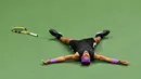 Petenis Spanyol, Rafael Nadal usai mengalahkan Daniil Medvedev dari Rusia pada babak final AS Terbuka 2019 di New York, Minggu (8/9/2019). Nadal menjadi juara melalui pertarungan lima set 7-5, 6-3, 5-7, 4-6, dan 6-4. (AP Photo/Sarah Stier)