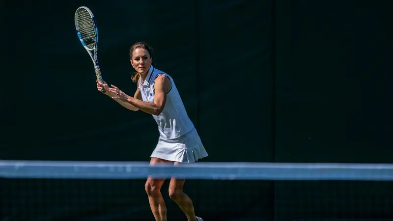 Pesona Kate Middleton Beraksi di Lapangan Tenis Wimbledon, Sampai Dipuji Roger Federer