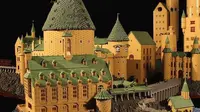 Replika Kastil Hogwarts dalam Harry Potter dengan 400.000 Lego (sumber. Lostateminor.com)
