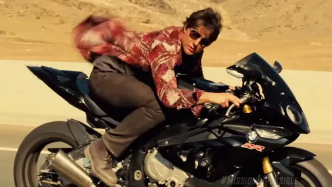 [Bintang] Tom Cruise