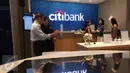 Suasana Kantor Citi Bank di Pantai Indah Kapuk, Jakarta, Jumat (30/10/2015). Citi Bank membuat salah satu terobosan baru yang bernama Citi Smart Branch. (Liputan6.com/Angga Yuniar)