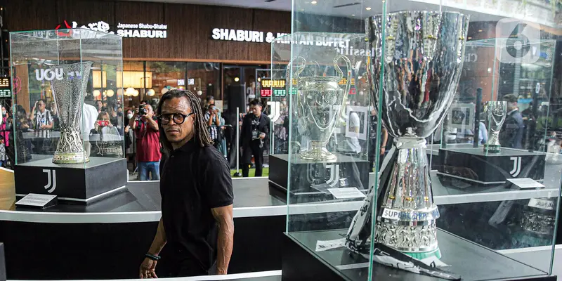 Legenda Sepak Bola Edgar Davids Ramaikan Pembukaan Juventus Village