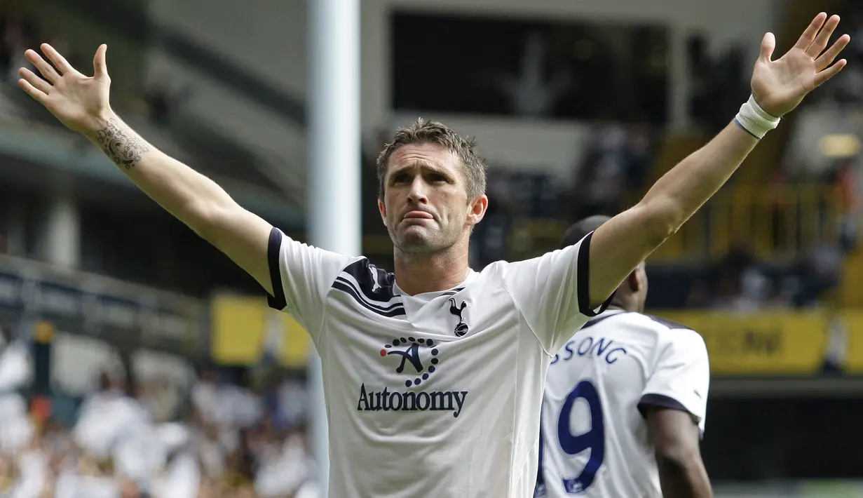 1. Robbie Keane - Pria asal Irlandia ini merupakan salah satu di antara pemain yang sering berganti klub. Mantan bomber Tottenham Hotspur ini pernah memperkuat 10 klub berbeda dalam waktu satu setengah dekade. (AFP/Ian Kington)